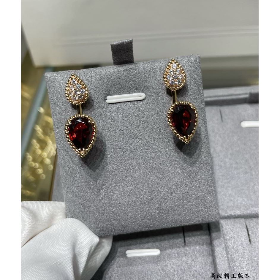 Boucheron Earrings - Click Image to Close